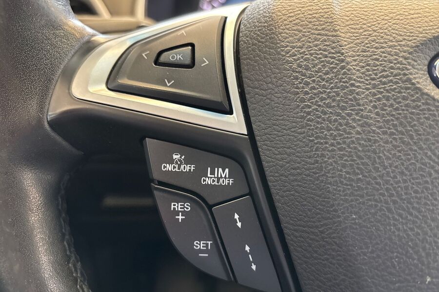 Ford Edge vaihtoauto