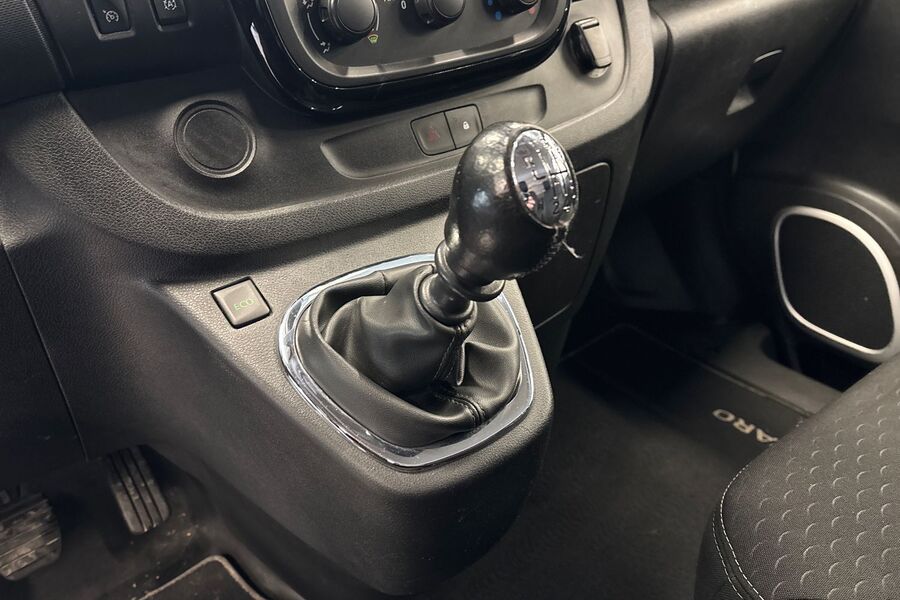 Opel Vivaro vaihtoauto