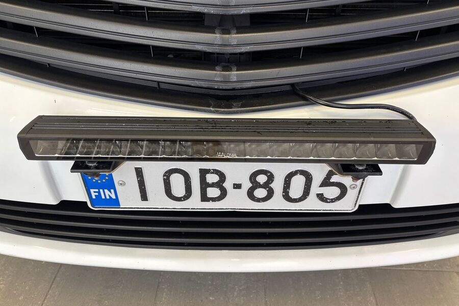 Opel Vivaro vaihtoauto