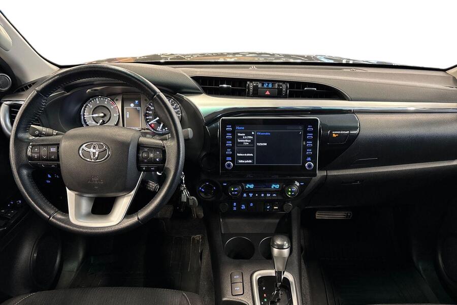 Toyota Hilux vaihtoauto