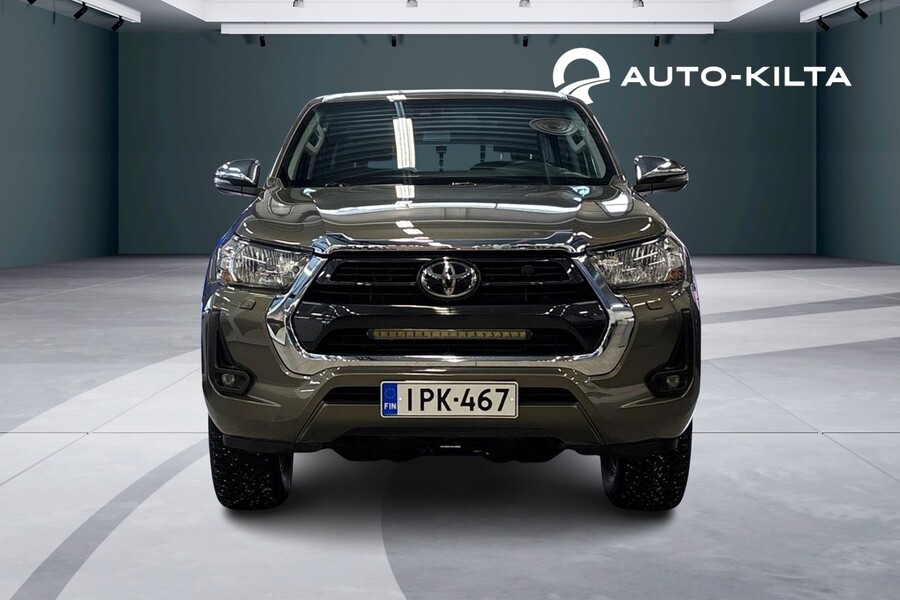 Toyota Hilux vaihtoauto