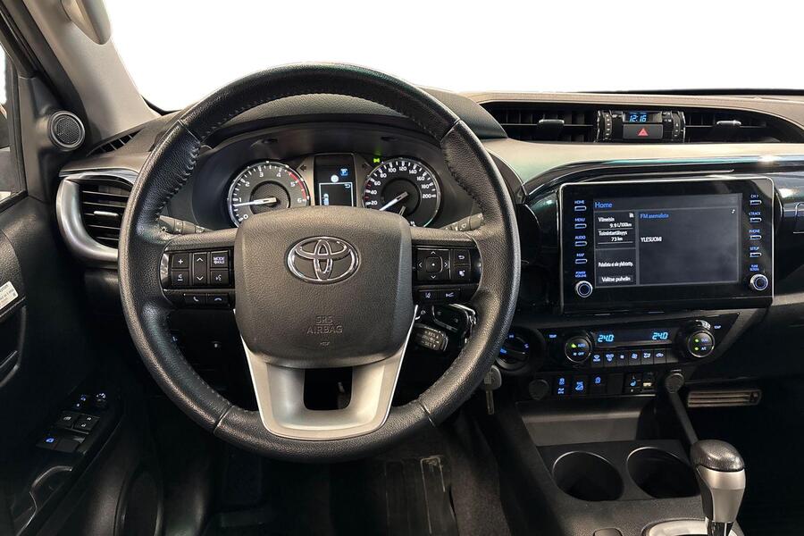 Toyota Hilux vaihtoauto