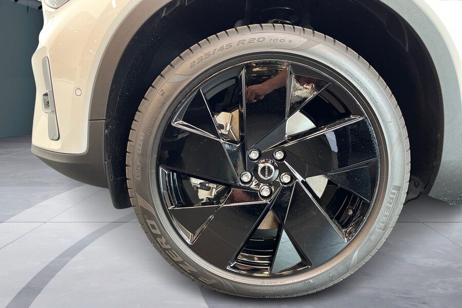 Volvo EC40 vaihtoauto