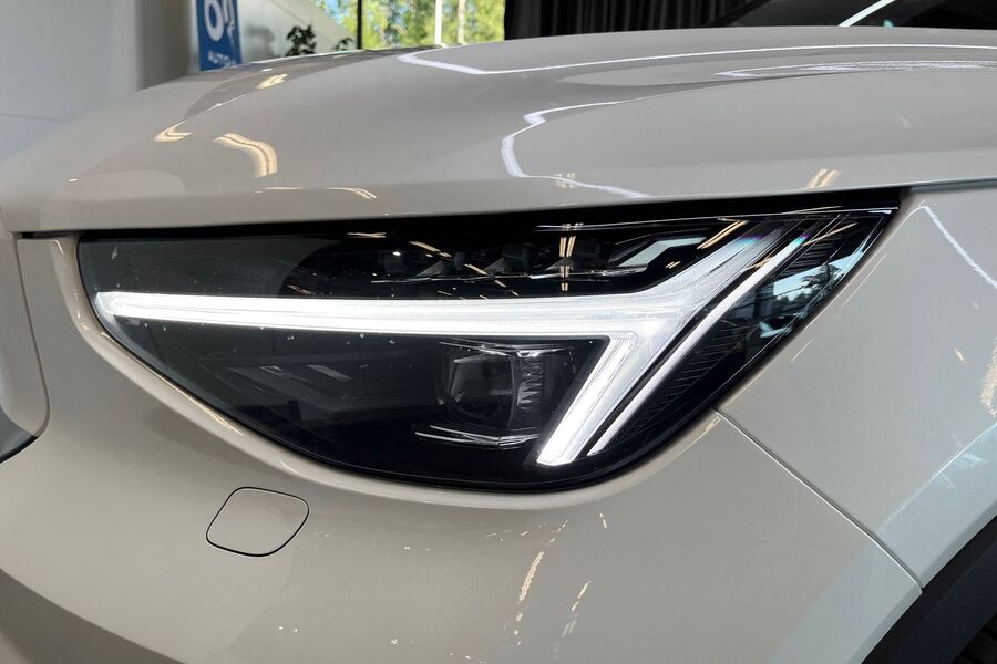 Volvo EC40 vaihtoauto