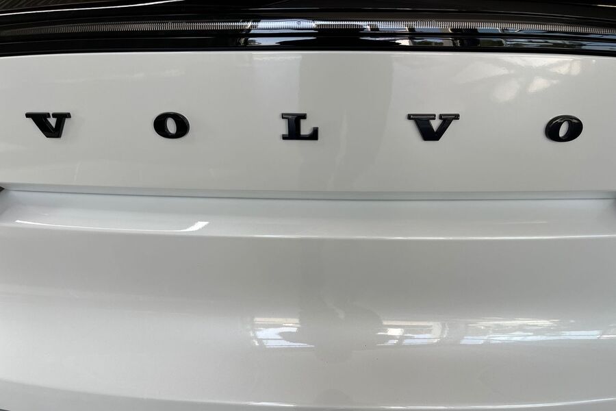Volvo EC40 vaihtoauto