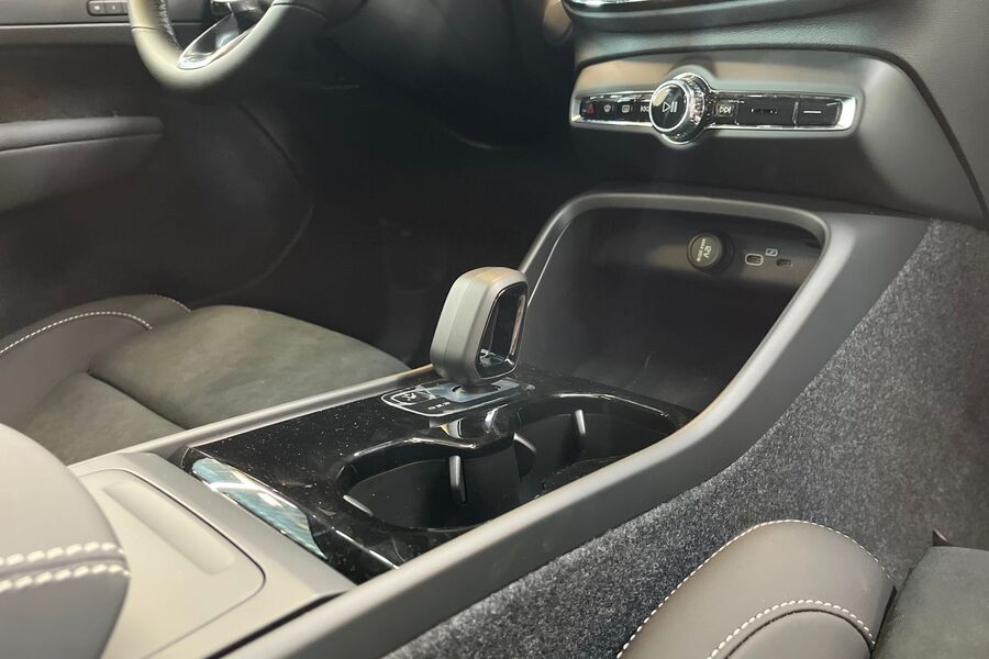 Volvo EC40 vaihtoauto