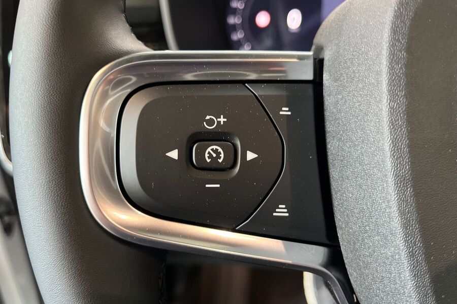 Volvo EC40 vaihtoauto