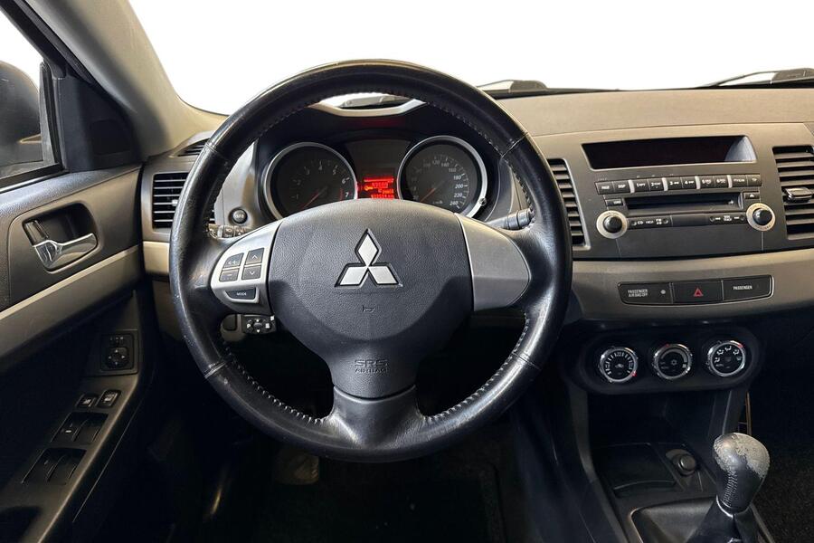 Mitsubishi Lancer vaihtoauto