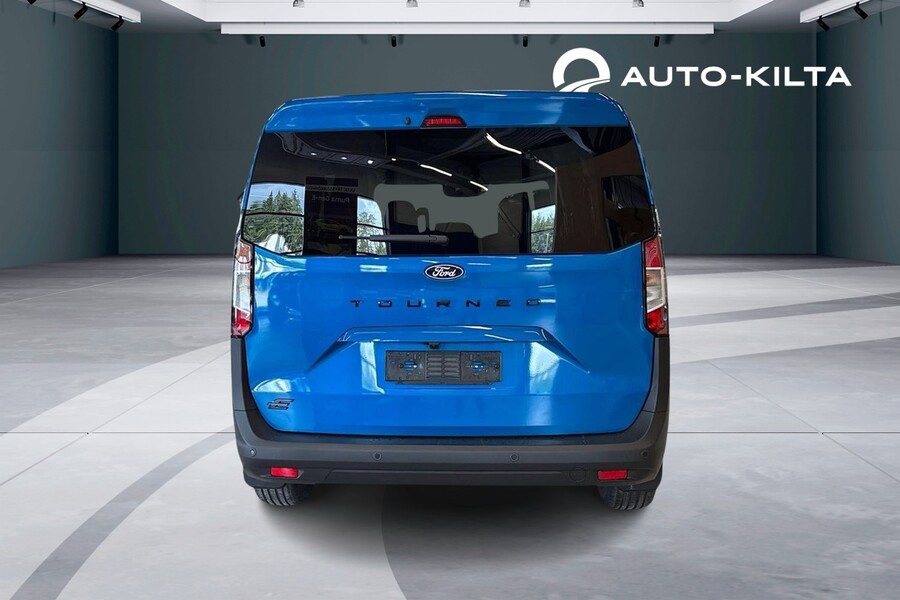 Ford Tourneo Courier vaihtoauto