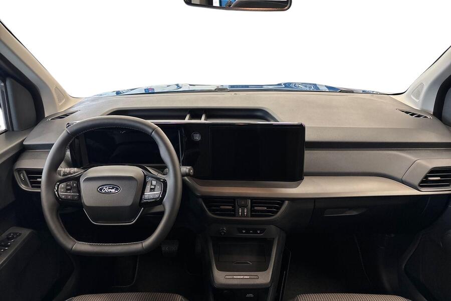 Ford Tourneo Courier vaihtoauto