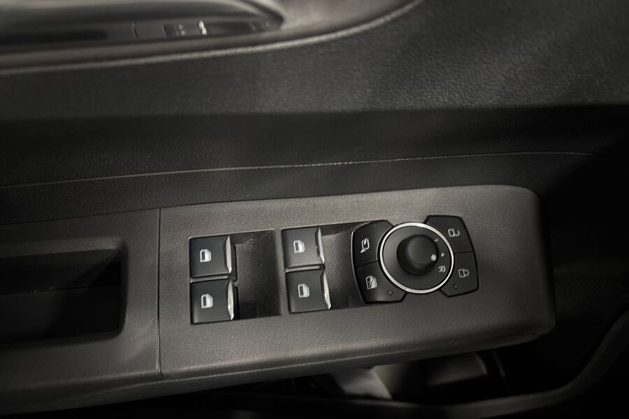 Ford Tourneo Courier vaihtoauto