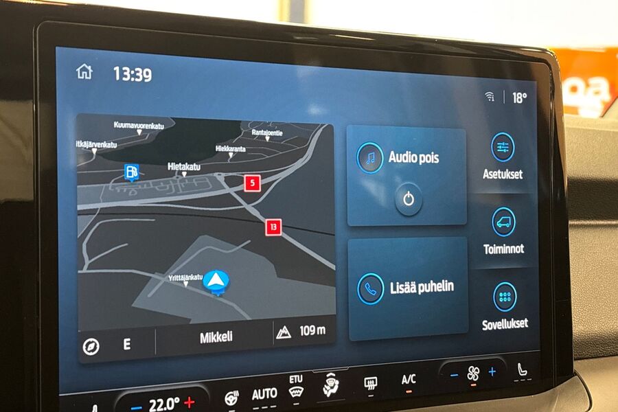 Ford Tourneo Courier vaihtoauto