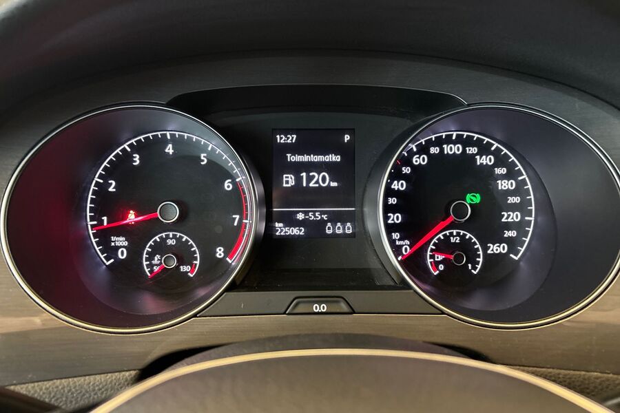 Volkswagen Golf Sportsvan vaihtoauto