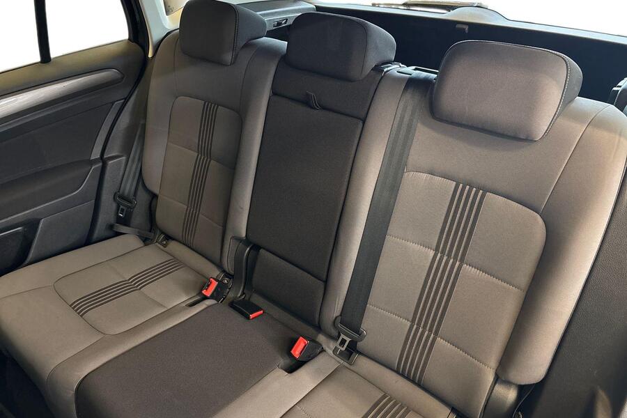 Volkswagen Golf Sportsvan vaihtoauto