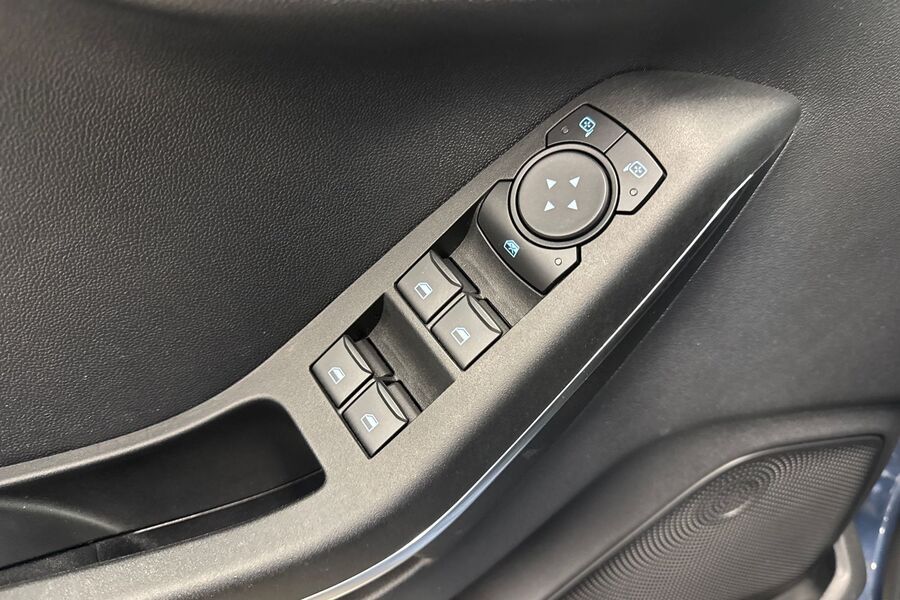 Ford Fiesta vaihtoauto