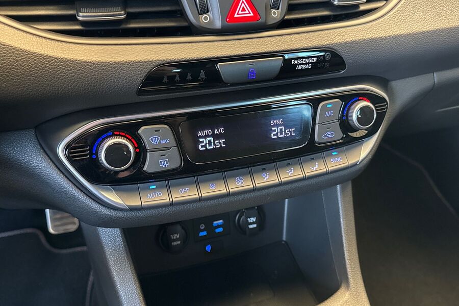 Hyundai i30 Fastback vaihtoauto