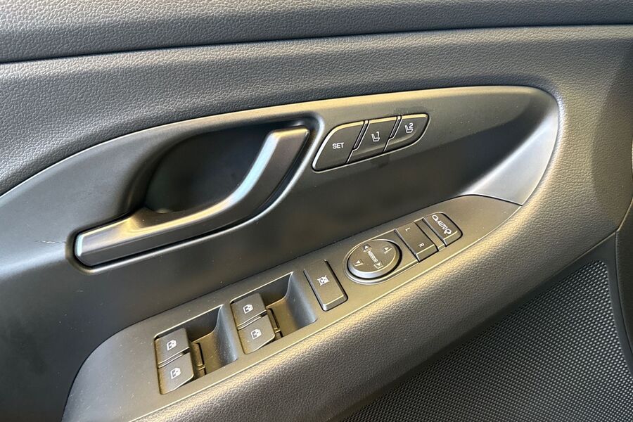 Hyundai i30 Fastback vaihtoauto