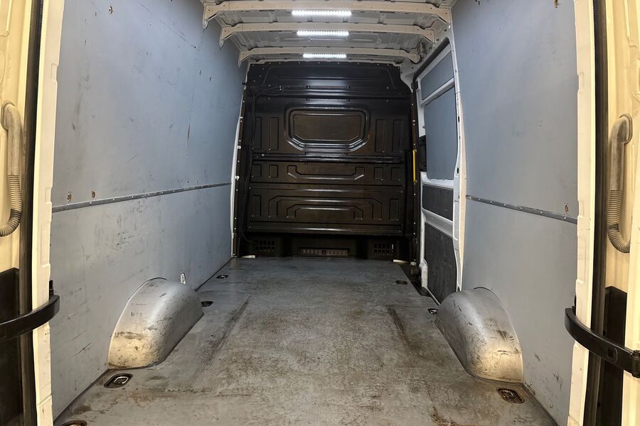 Volkswagen Crafter vaihtoauto