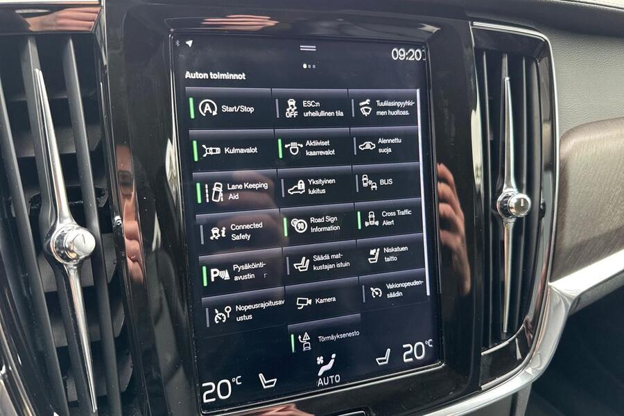 Volvo V90 Cross Country vaihtoauto