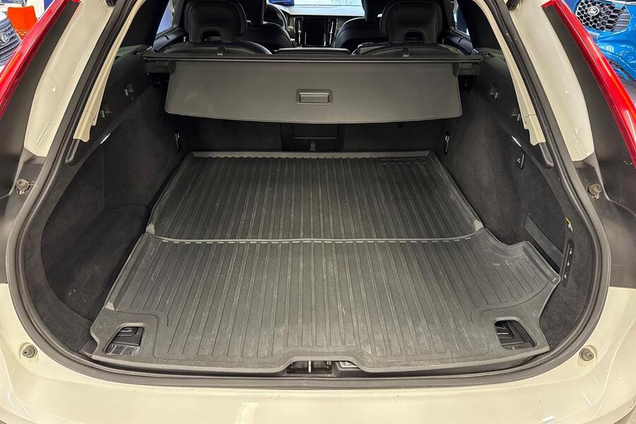 Volvo V90 Cross Country vaihtoauto