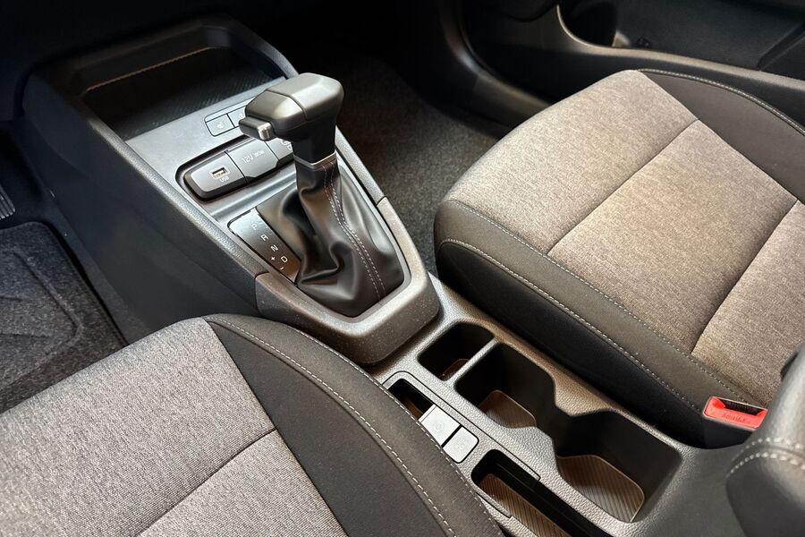 Kia Stonic vaihtoauto