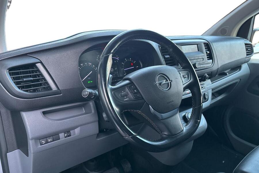 Opel Vivaro vaihtoauto
