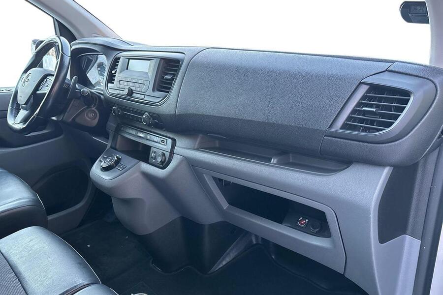 Opel Vivaro vaihtoauto