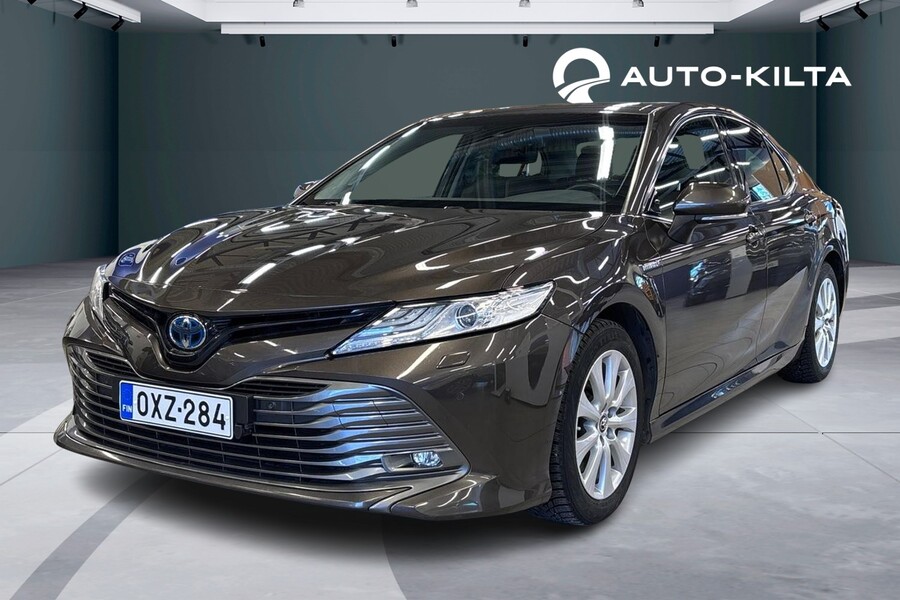 Toyota Camry vaihtoauto