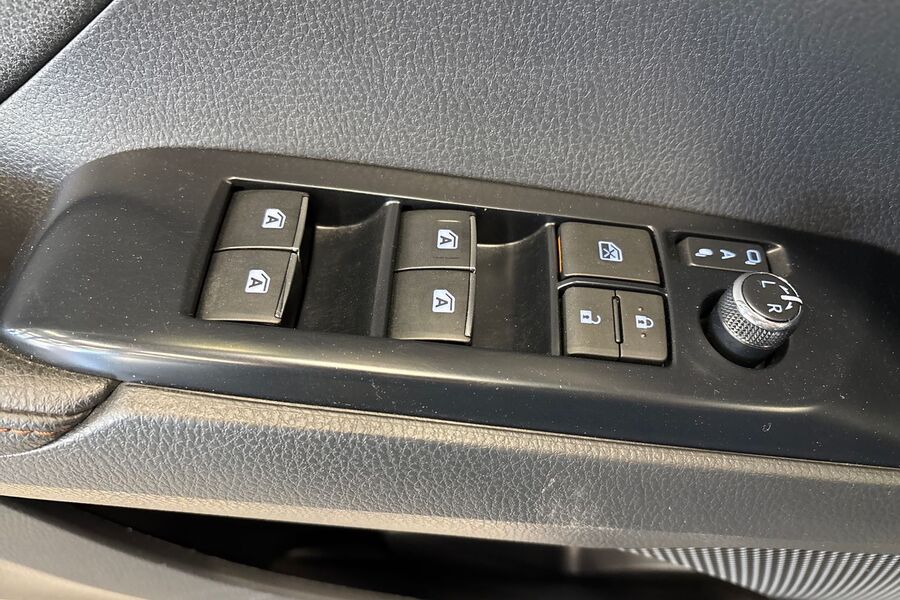 Toyota Camry vaihtoauto