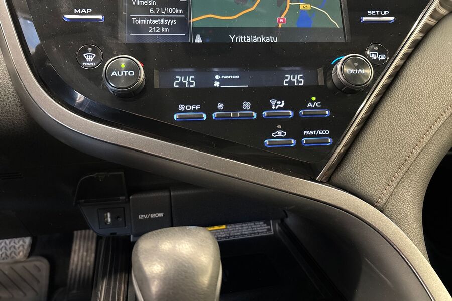 Toyota Camry vaihtoauto