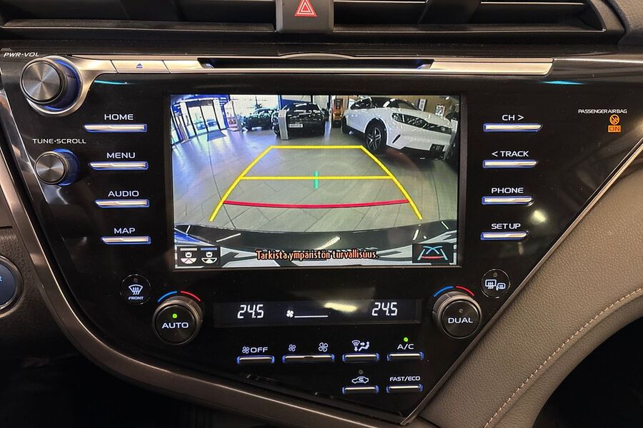 Toyota Camry vaihtoauto