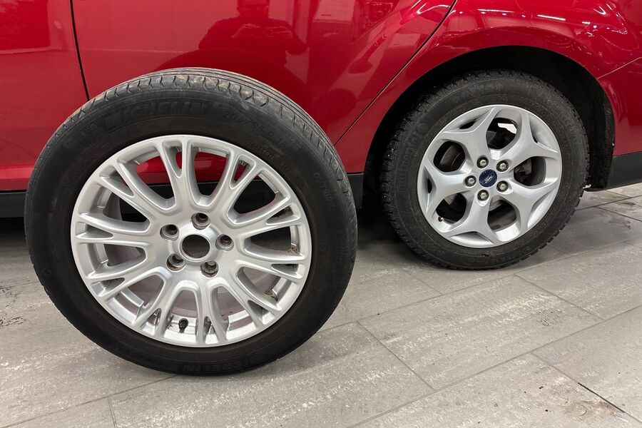 Ford Focus vaihtoauto