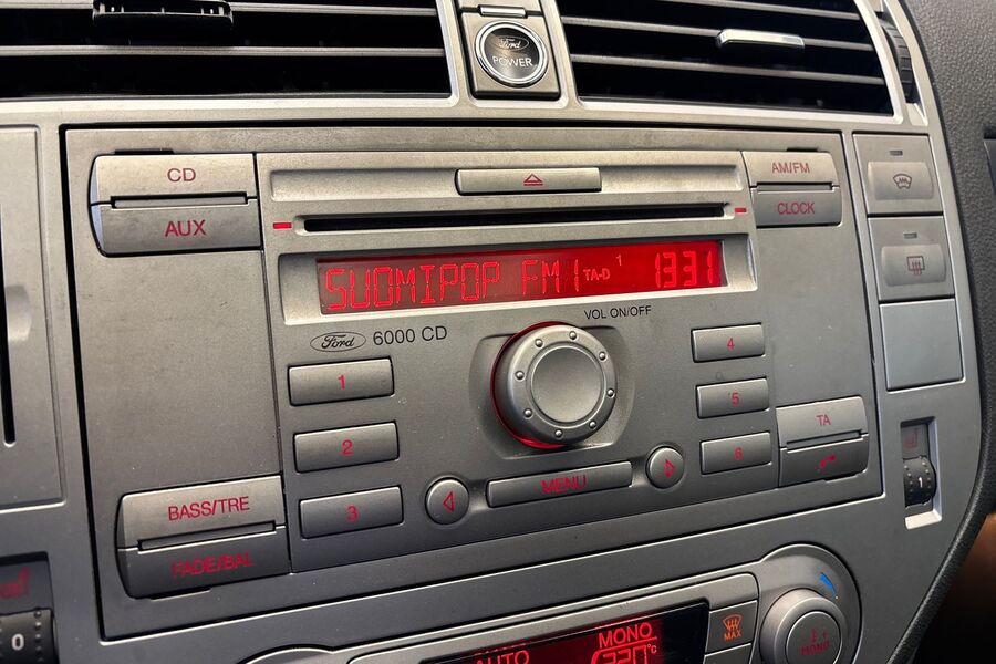 Ford Kuga vaihtoauto