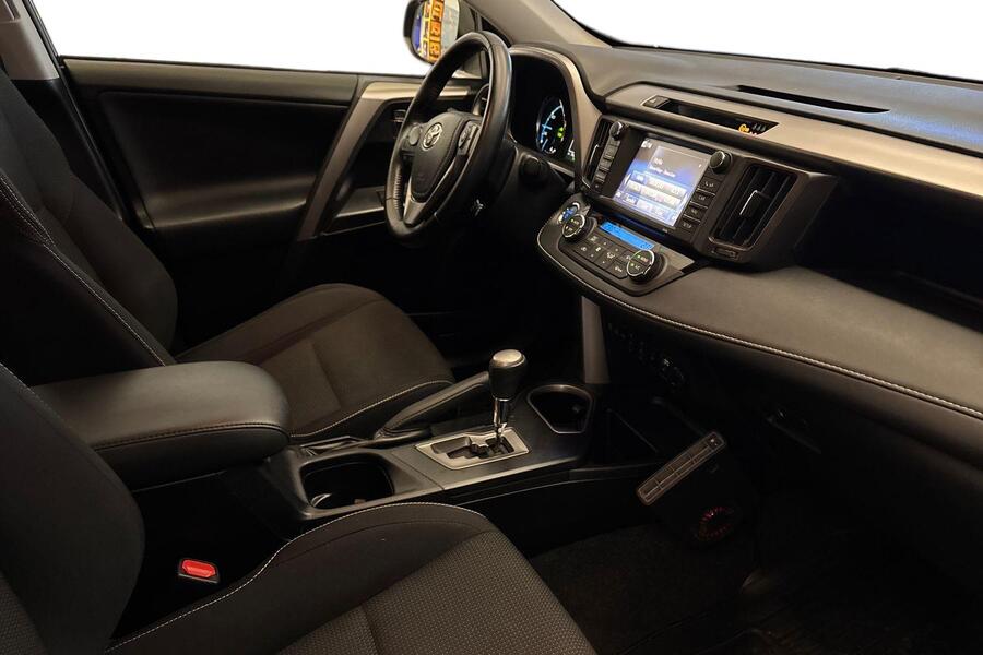 Toyota RAV4 vaihtoauto