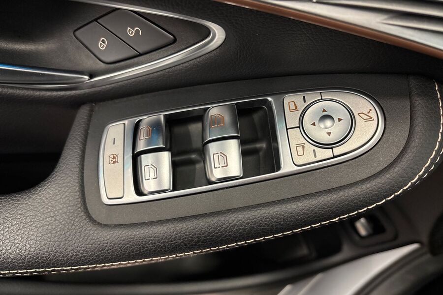 Mercedes-Benz EQC vaihtoauto