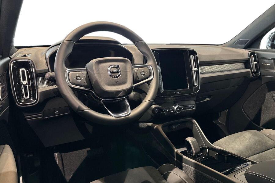 Volvo EX40 vaihtoauto