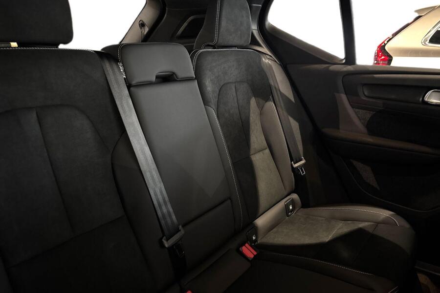 Volvo EX40 vaihtoauto