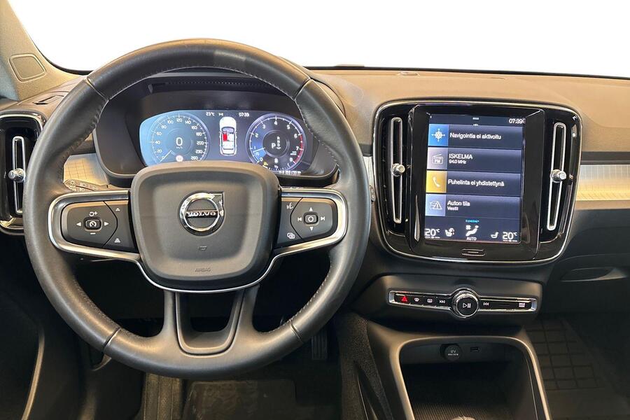 Volvo XC40 vaihtoauto