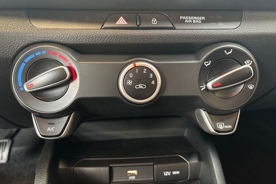 Kia Stonic vaihtoauto