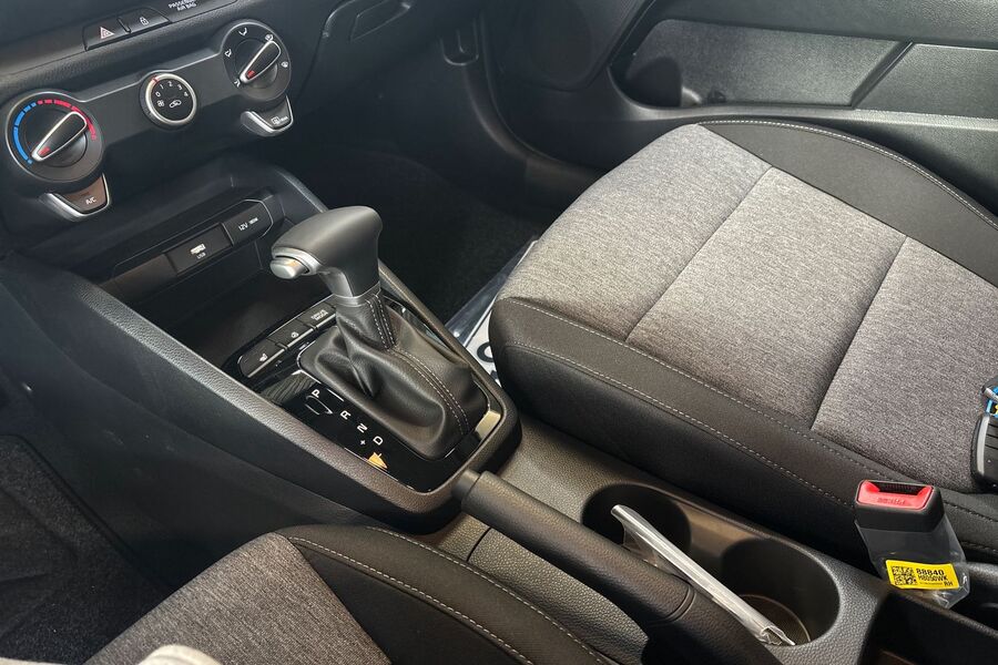 Kia Stonic vaihtoauto