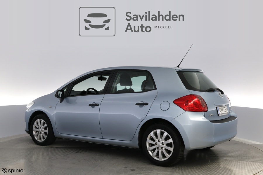 Toyota Auris vaihtoauto