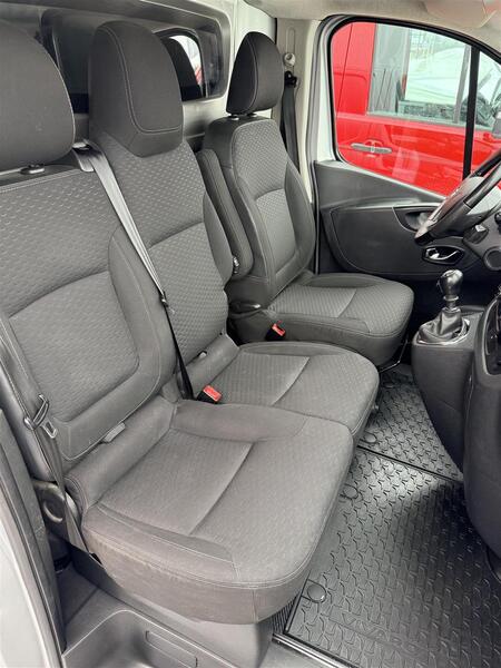 Opel Vivaro vaihtoauto