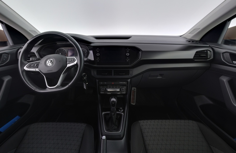 Volkswagen T-Cross vaihtoauto