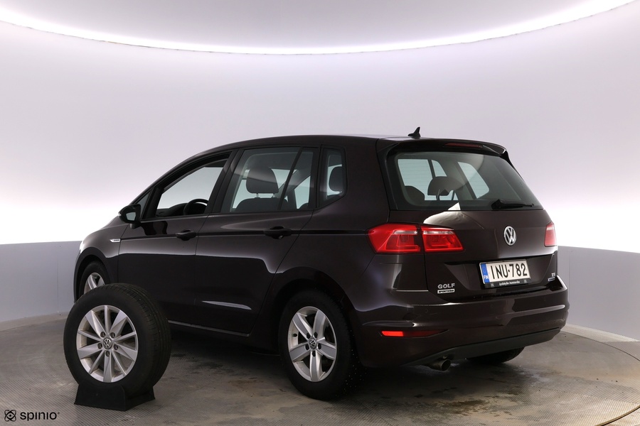 Volkswagen Golf Sportsvan vaihtoauto