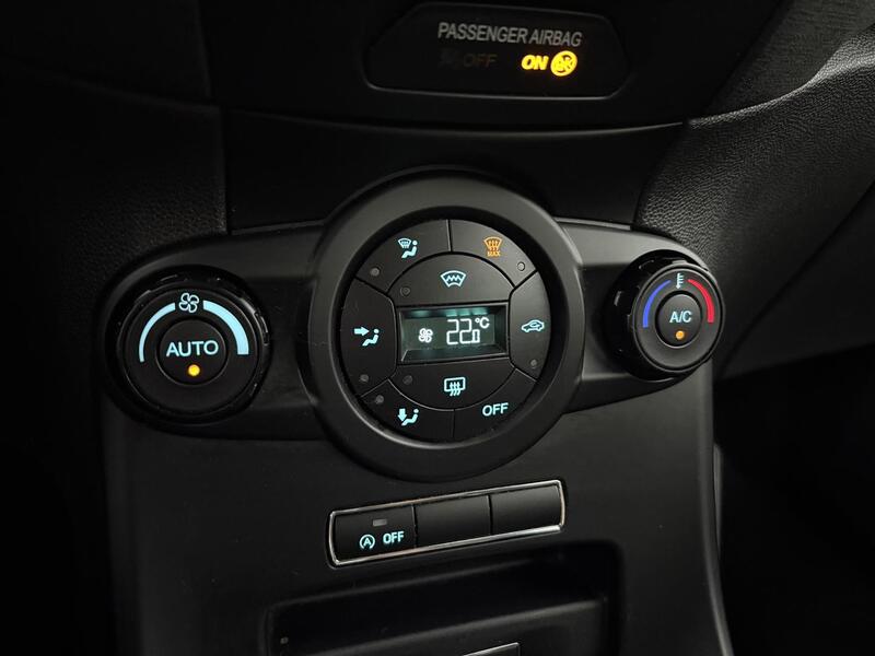 Ford Fiesta vaihtoauto