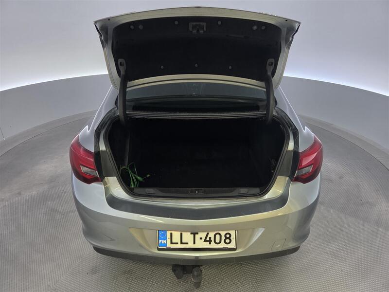 Opel Astra vaihtoauto