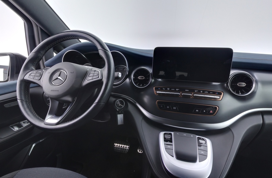 Mercedes-Benz EQV vaihtoauto