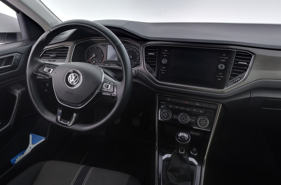 Volkswagen T-Roc vaihtoauto