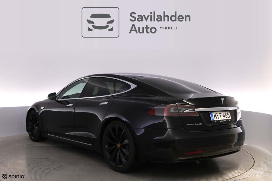 Tesla Model S vaihtoauto