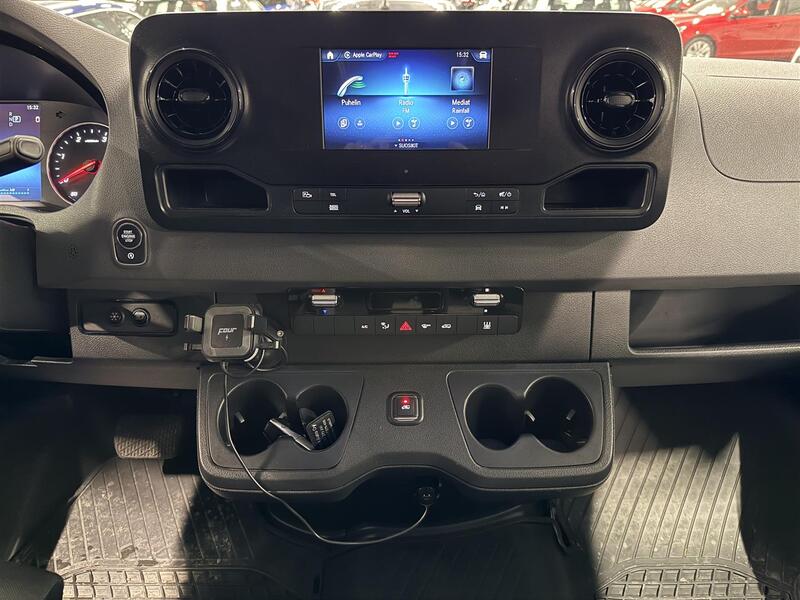 Mercedes-Benz Sprinter vaihtoauto